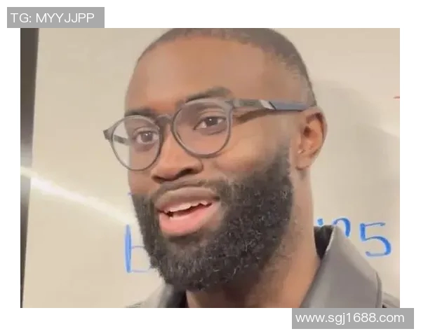 揭秘足球明星杰伦的成长历程与辉煌成就分析 揭秘足球明星杰伦的成长历程与辉煌成就分析